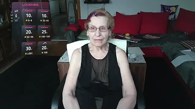 HeisseomaOriginal online show from 02/23/26, 08:15