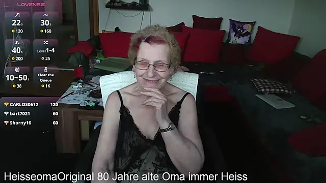 Snapshot of HeisseomaOriginal chatting on 03/12/25, 02:23 HeisseomaOriginal online show from 03/12/25, 02:23
