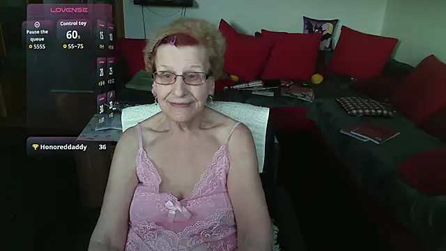 HeisseomaOriginal online show from 01/07/26, 08:19