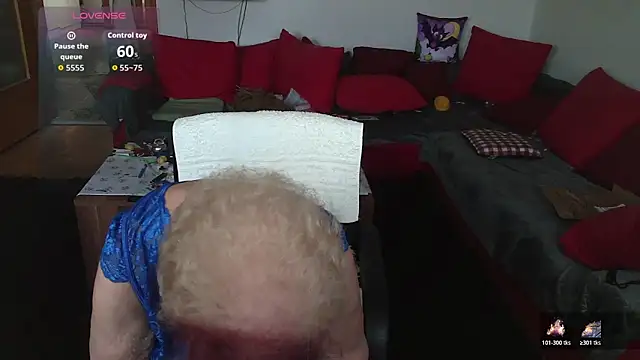 Snapshot of HeisseomaOriginal chatting on 12/01/25, 12:28 HeisseomaOriginal online show from 12/01/25, 12:28