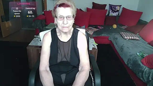 Snapshot of HeisseomaOriginal chatting on 10/03/25, 07:32 HeisseomaOriginal online show from 10/03/25, 07:32