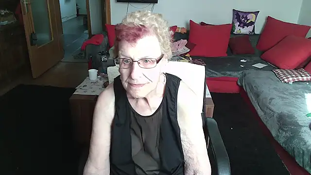 Snapshot of HeisseomaOriginal chatting on 05/03/26, 07:13 HeisseomaOriginal online show from 05/03/26, 07:13