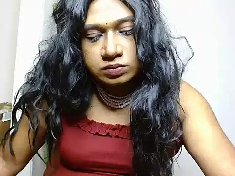 Akhilamolu the transsissy online show from 05/14/26, 07:33