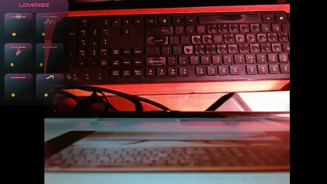 Snapshot of Akhilamolu_the_transsissy chatting on 10/29/25, 06:40 Akhilamolu the transsissy online show from 10/29/25, 06:40