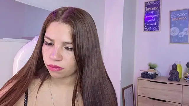 bluee hazell online show from 03/14/26, 11:05