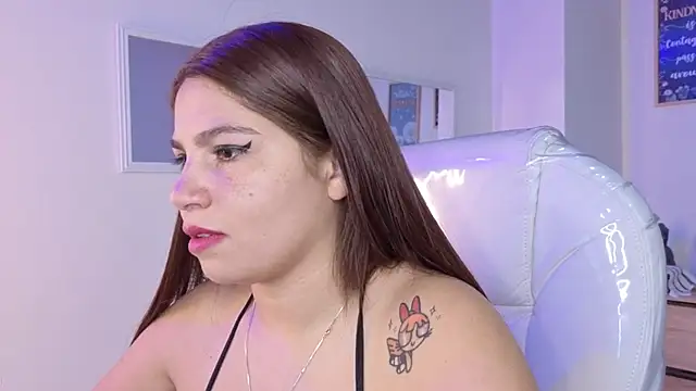 bluee hazell online show from 11/27/25, 11:32