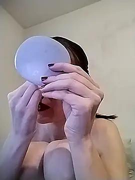 Snapshot of AimeeFair chatting on 01/13/26, 12:42 AimeeFair online show from 01/13/26, 12:42