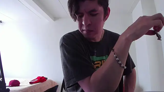 Headhunterdz online show from 04/10/26, 08:16