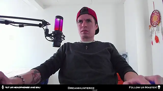 Snapshot of Headhunterdz chatting on 11/16/25, 07:51 Headhunterdz online show from 11/16/25, 07:51