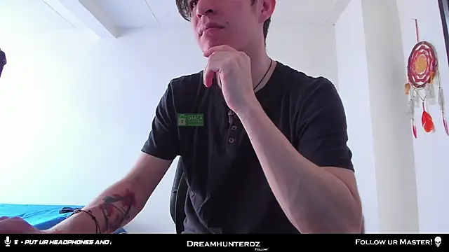 Snapshot of Headhunterdz chatting on 12/01/25, 08:10 Headhunterdz online show from 12/01/25, 08:10