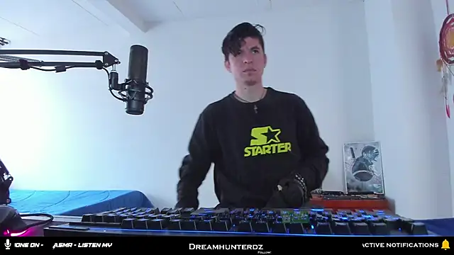 Snapshot of Headhunterdz chatting on 11/15/25, 08:46 Headhunterdz online show from 11/15/25, 08:46