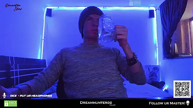 Snapshot of Headhunterdz chatting on 03/21/25, 10:39 Headhunterdz online show from 03/21/25, 10:39