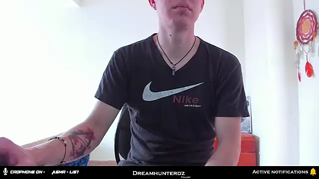 Snapshot of Headhunterdz chatting on 10/20/25, 07:36 Headhunterdz online show from 10/20/25, 07:36