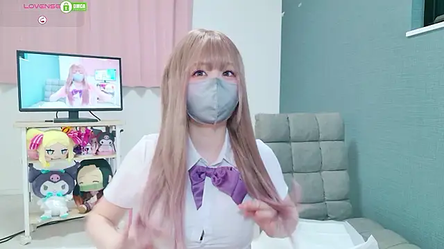 -M Hinano  online show from 06/12/26, 01:20