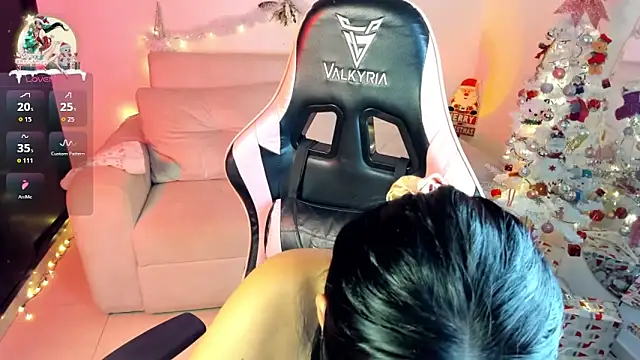 eval lee18 online show from 12/15/25, 08:25