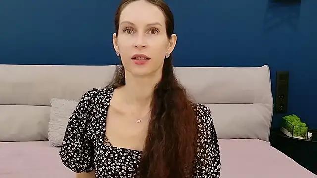 Snapshot of Mila_Anders chatting on 07/16/26, 04:31 Mila Anders online show from 07/16/26, 04:31