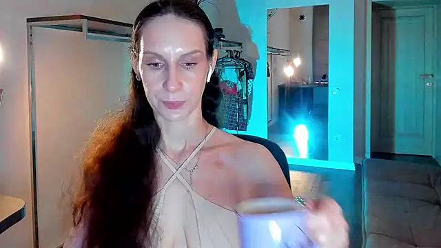 Mila Anders online show from 03/31/26, 04:58