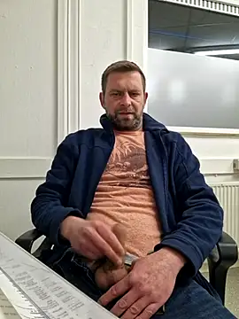 Mjn34 online show from 02/26/25, 06:40