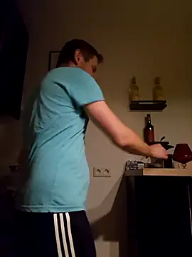 Mjn34 online show from 11/28/25, 06:24