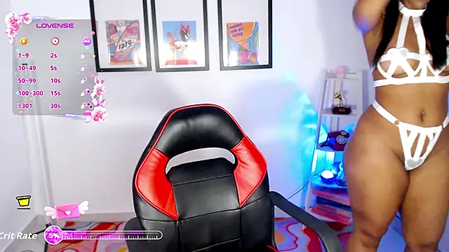 Snapshot of Aaliyahas chatting on 10/18/25, 01:51 Aaliyahas online show from 10/18/25, 01:51