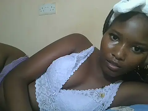 Snapshot of sexyjanett chatting on 10/10/25, 08:53 sexyjanett online show from 10/10/25, 08:53