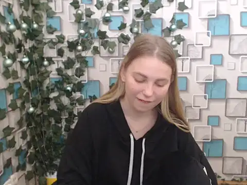 Snapshot of klerkarina chatting on 01/06/25, 08:14 klerkarina online show from 01/06/25, 08:14