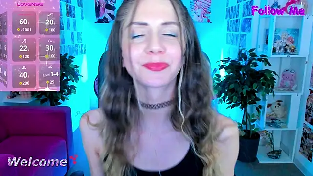 Snapshot of GrayceWild chatting on 01/17/25, 11:49 GrayceWild online show from 01/17/25, 11:49