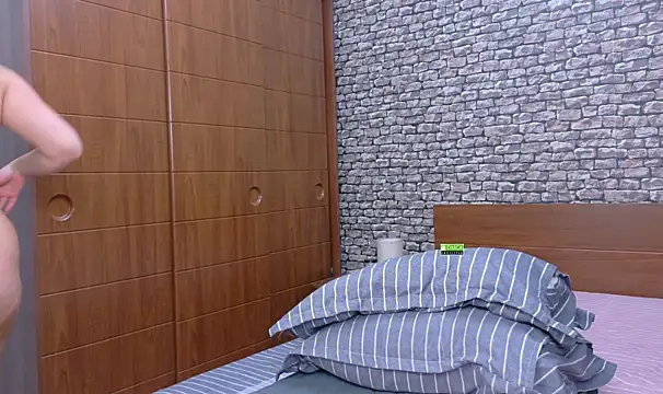 CuteBlondeMe online show from 10/24/25, 03:55