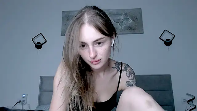 Snapshot of RIta_orr chatting on 09/25/25, 10:43 RIta orr online show from 09/25/25, 10:43