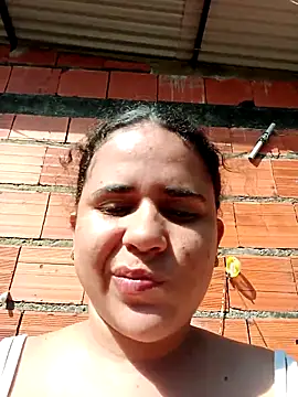 Snapshot of ValeriaSantos- chatting on 09/19/25, 01:26 ValeriaSantos- online show from 09/19/25, 01:26
