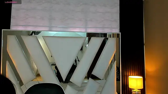 Linda4Petite online show from 11/23/25, 12:59