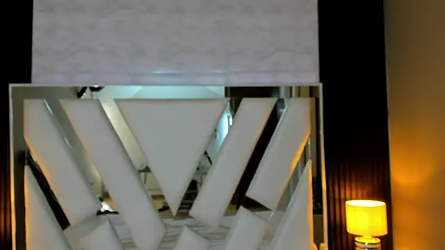 Linda4Petite online show from 02/06/26, 06:15