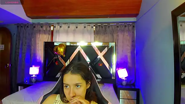 Linda4Petite online show from 07/06/26, 06:32