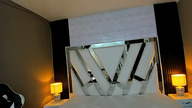 Linda4Petite online show from 02/10/26, 06:07