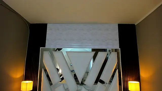 Linda4Petite online show from 02/03/26, 05:51