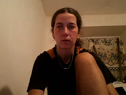 Snapshot of Tamilashaa chatting on 11/01/25, 06:13 Tamilashaa online show from 11/01/25, 06:13