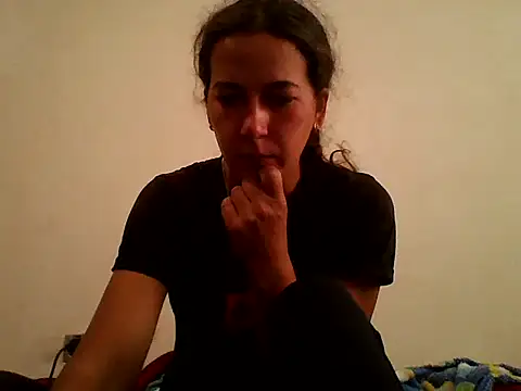 Snapshot of Tamilashaa chatting on 09/15/25, 05:30 Tamilashaa online show from 09/15/25, 05:30