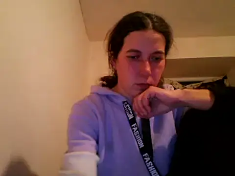 Snapshot of Tamilashaa chatting on 02/11/26, 04:51 Tamilashaa online show from 02/11/26, 04:51