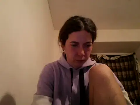 Snapshot of Tamilashaa chatting on 02/09/26, 04:27 Tamilashaa online show from 02/09/26, 04:27