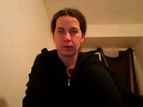 Snapshot of Tamilashaa chatting on 01/23/25, 03:43 Tamilashaa online show from 01/23/25, 03:43