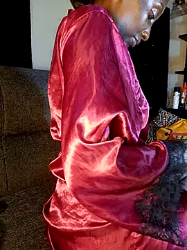 lynnkatrina online show from 04/14/26, 04:06