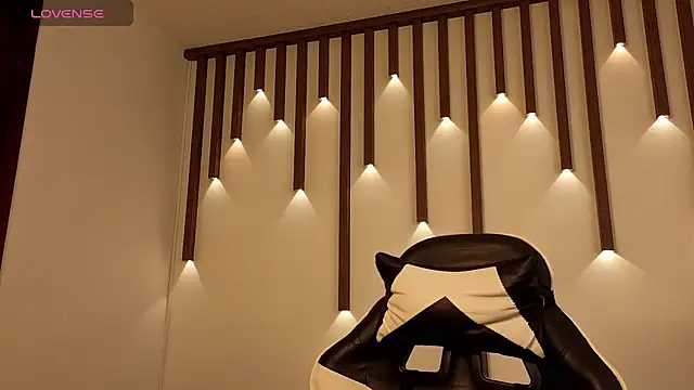 abby miller26 online show from 12/04/25, 12:59