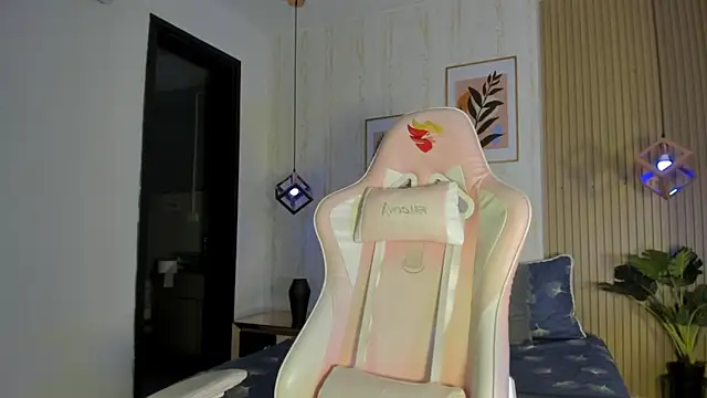 CameronCollins  online show from 10/27/25, 07:48