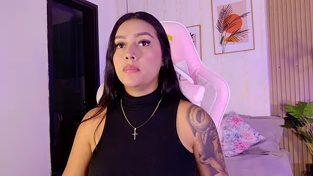 CameronCollins  online show from 02/11/26, 07:47