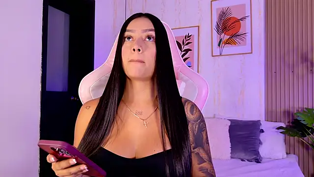 CameronCollins  online show from 02/18/26, 07:43