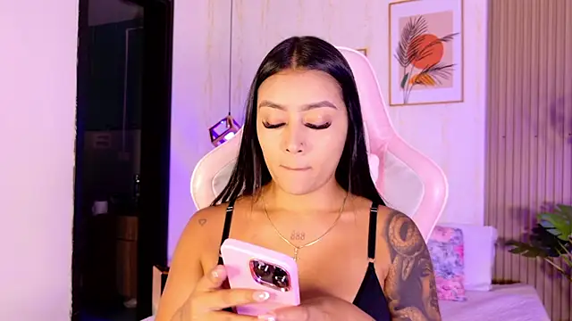 CameronCollins  online show from 03/04/26, 08:49