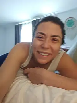 Snapshot of Ellie-L-Elizabeth chatting on 06/25/26, 03:39 Ellie-L-Elizabeth online show from 06/25/26, 03:39