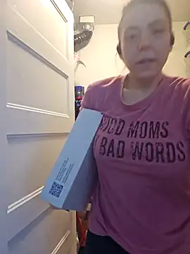 Ellie-L-Elizabeth online show from 02/13/26, 05:24