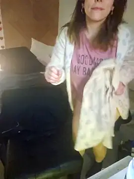 Ellie-L-Elizabeth online show from 02/22/26, 06:27