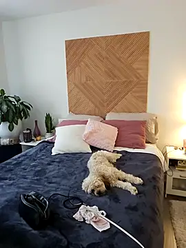 Ellie-L-Elizabeth online show from 02/26/26, 06:19